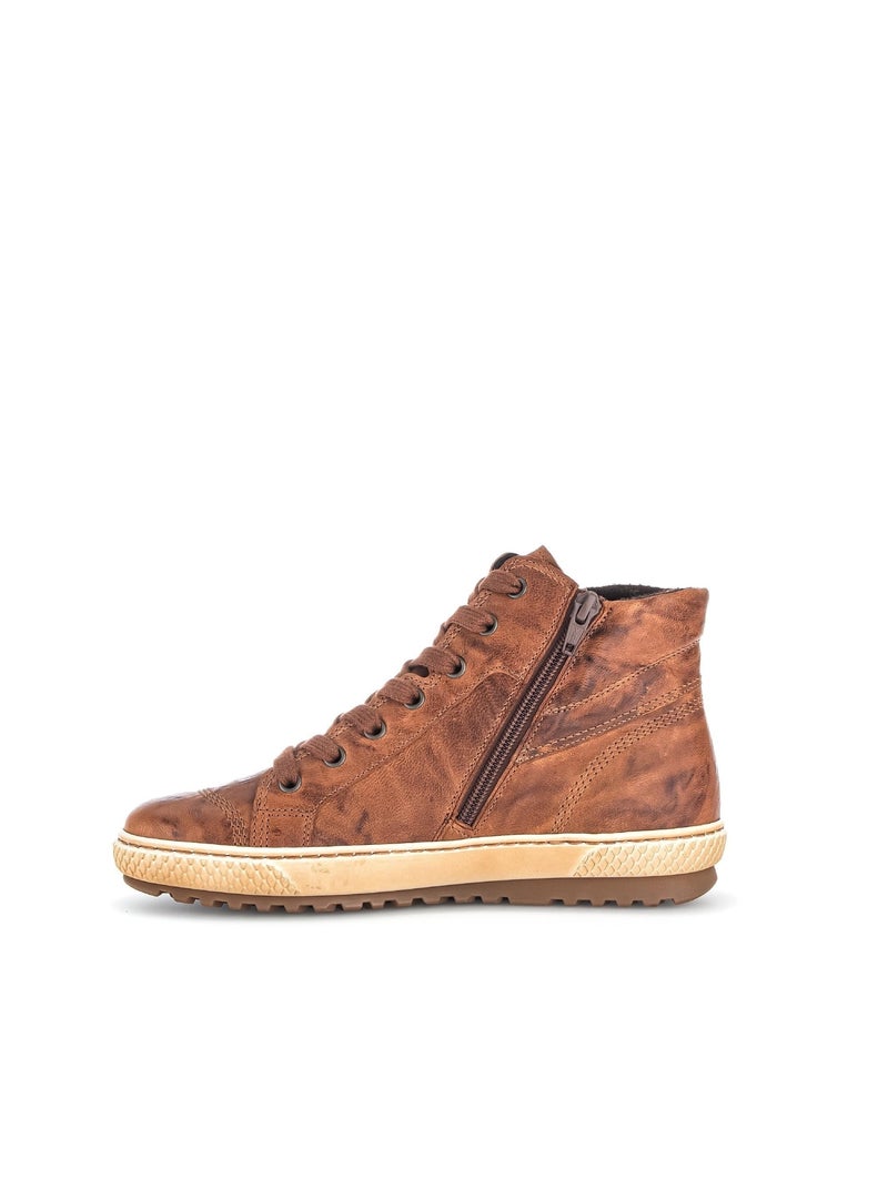 Baskets montantes  en cuir gras Marron clair - Kiabi