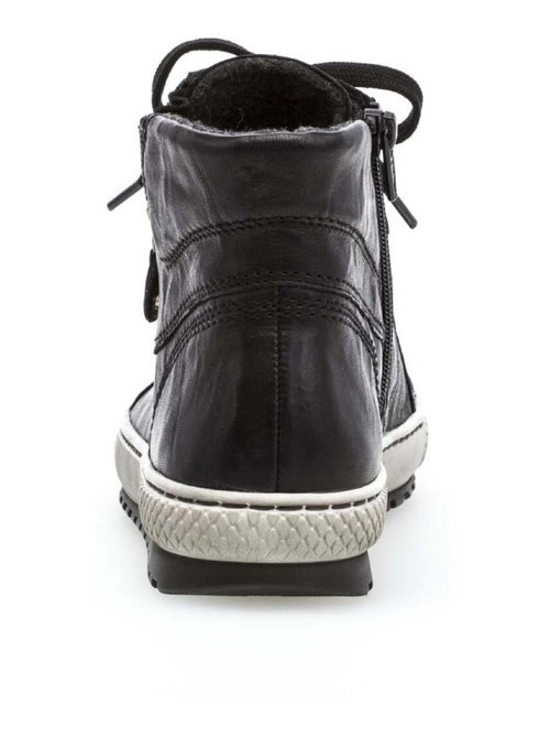 Baskets montantes  en cuir gras - Kiabi