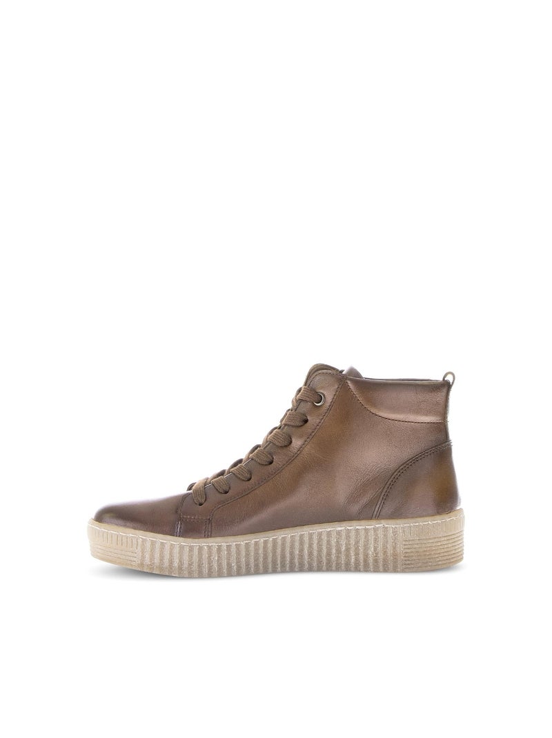 Baskets montantes  en cuir lisse Marron clair - Kiabi