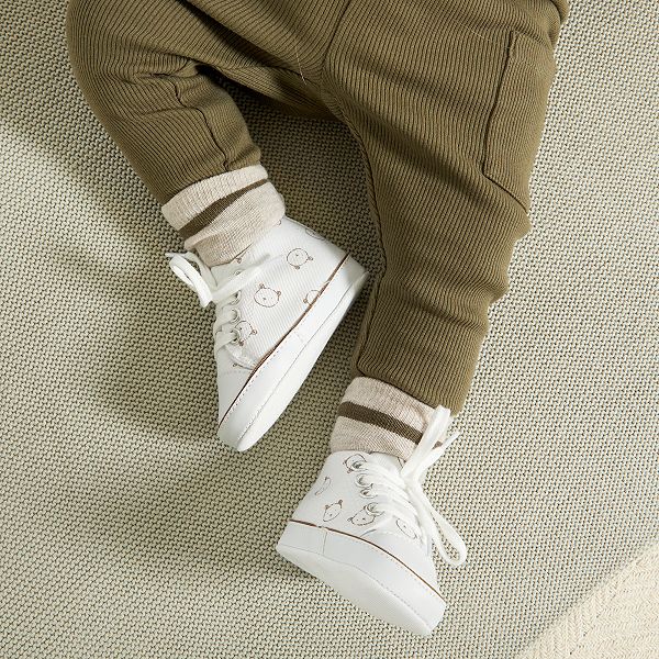 baskets montantes bebe