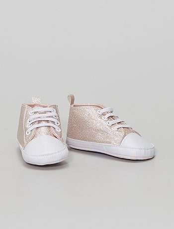 Chaussures Chaussons Vetements Bebe Taille 16 17 Kiabi