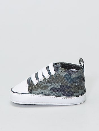 Chaussures Chaussons Pour Bebe Garcon Kaki Kiabi