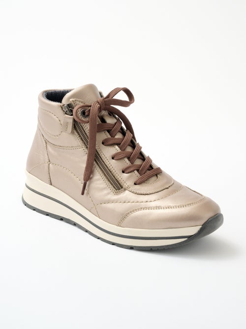 Baskets montantes largeur confort cuir - Afibel - Kiabi Baskets montantes largeur confort cuir - Afibel - Kiabi