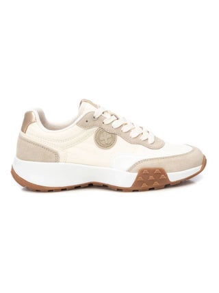 Baskets plaine lacets