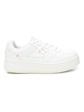 Baskets plaine lacets