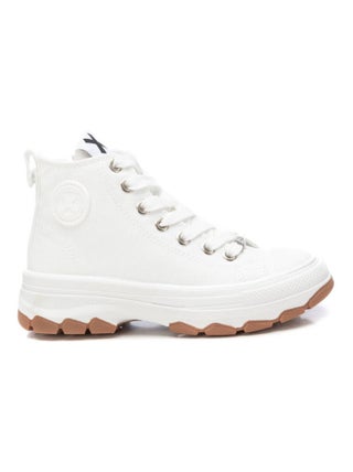 Baskets plaine lacets