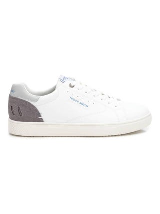 Baskets plaine lacets
