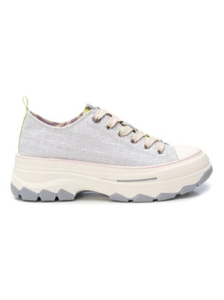 Baskets plaine lacets