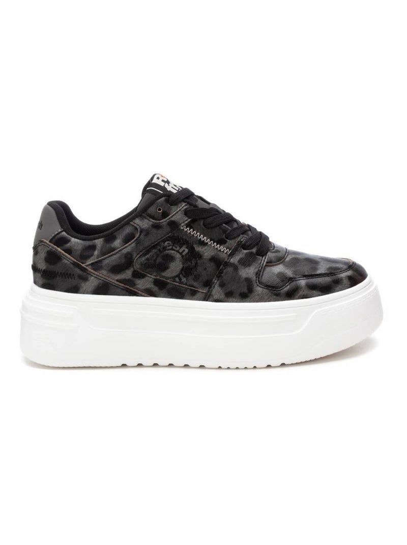 Baskets plaine lacets Noir - Kiabi