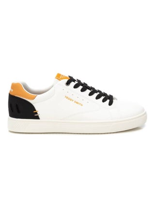 Baskets plaine lacets