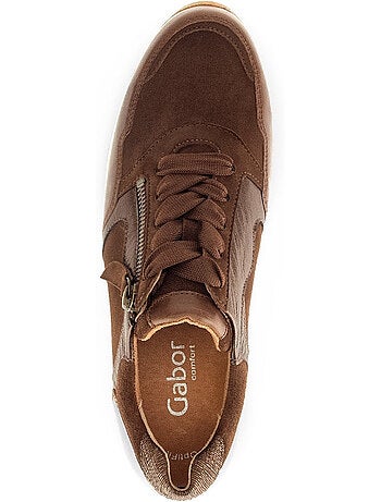 Baskets s en cuir