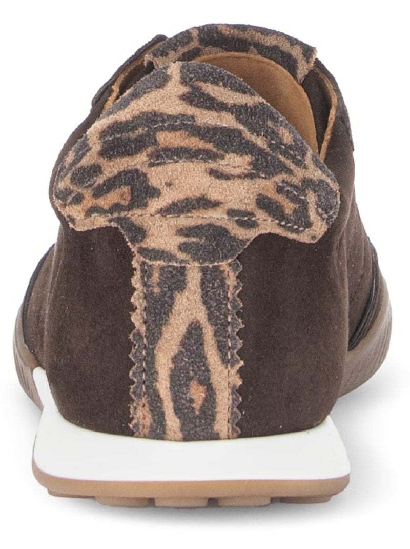 Baskets s en velours Marron - Kiabi