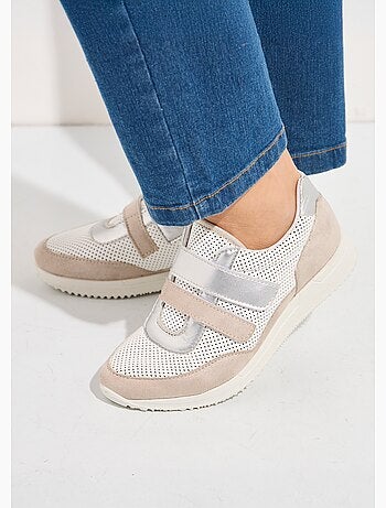 Baskets scratchées souples largeur confort