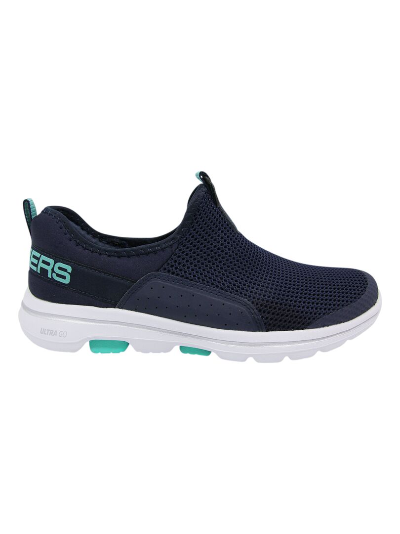 Skechers kiabi 2024