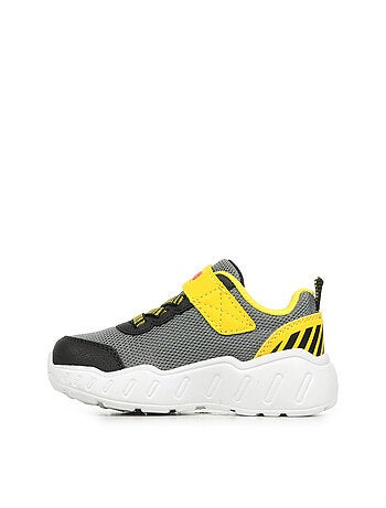 Baskets Skechers Play Scene