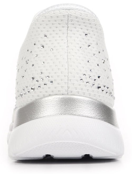 Baskets Skechers Summits Brilliant Shine - Kiabi Baskets Skechers Summits Brilliant Shine - Kiabi