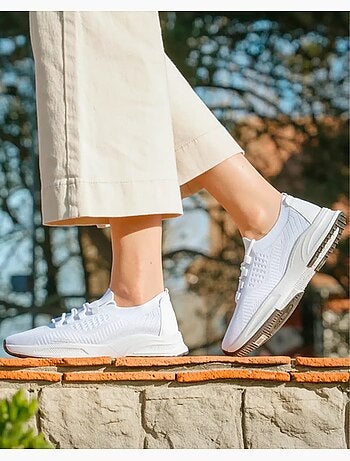 Baskets slip on, souple et légère, avec lacets Isotoner