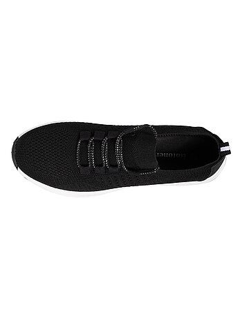 Baskets slip on, souple et légère, avec lacets isotoner