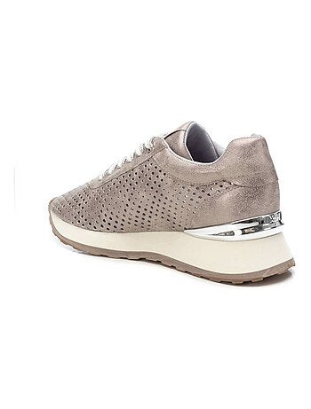 Baskets sport femme à lacets