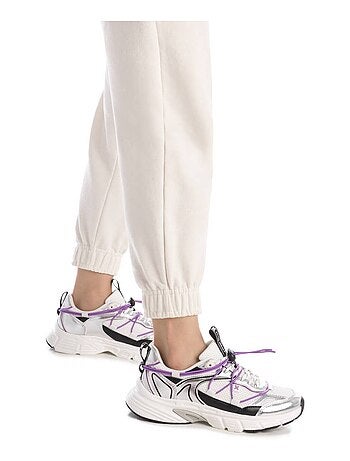 Baskets sport femme à lacets