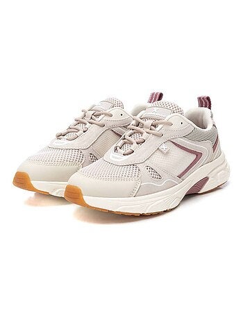 Baskets sport femme à lacets