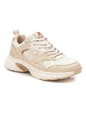 Baskets sport femme à lacets