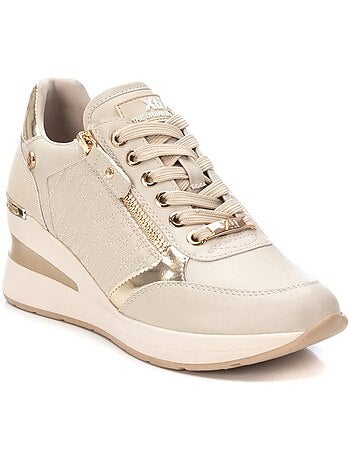 Baskets sport femme à lacets