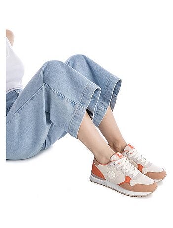 Baskets sport femme à lacets