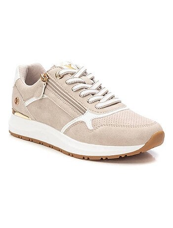 Baskets sport femme à lacets