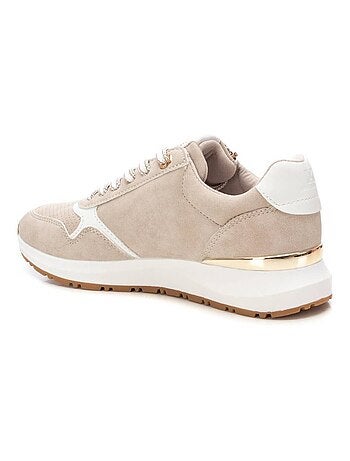 Baskets sport femme à lacets