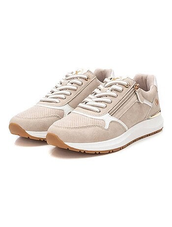 Baskets sport femme à lacets