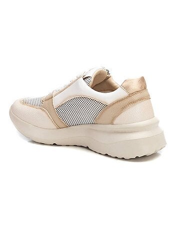 Baskets sport femme à lacets