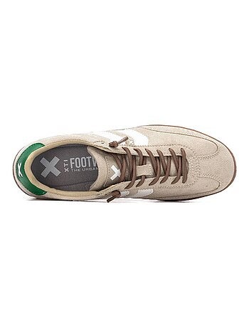 Baskets sport femme à lacets