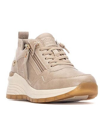 Baskets sport femme à lacets