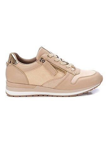 Baskets sport femme à lacets