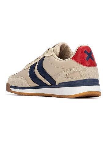 Baskets sport femme à lacets