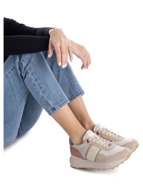Baskets sport femme à lacets - Kiabi Baskets sport femme à lacets - Kiabi