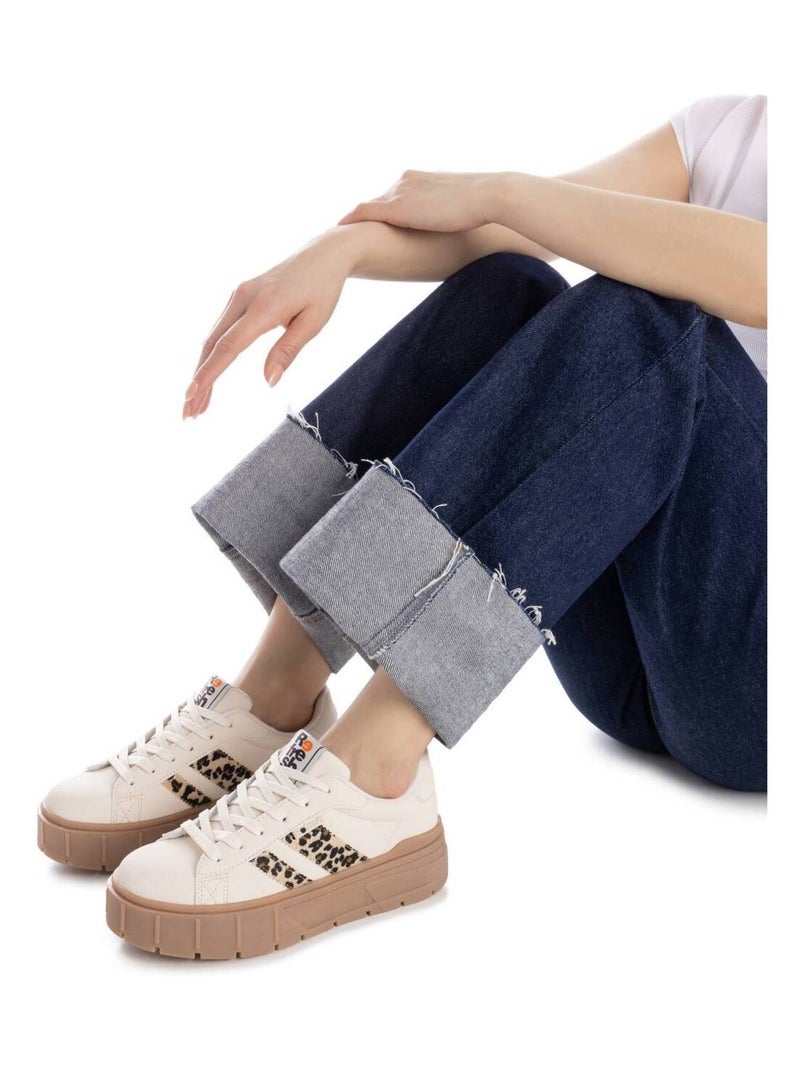 Baskets sport femme à lacets Beige - Kiabi