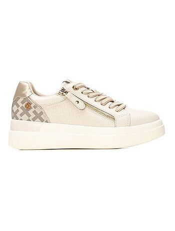 Baskets sport femme à lacets
