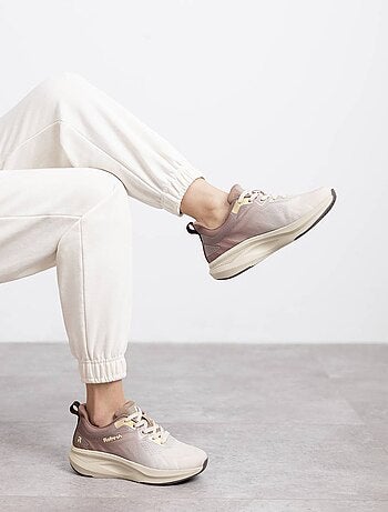 Baskets sport femme à lacets