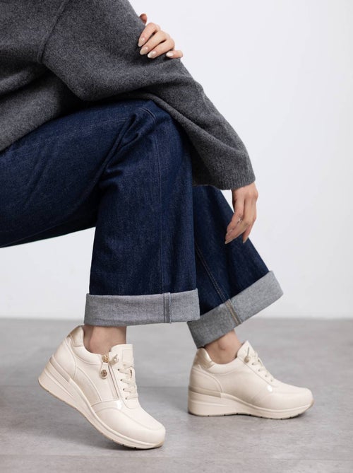 Baskets sport femme à lacets - Kiabi