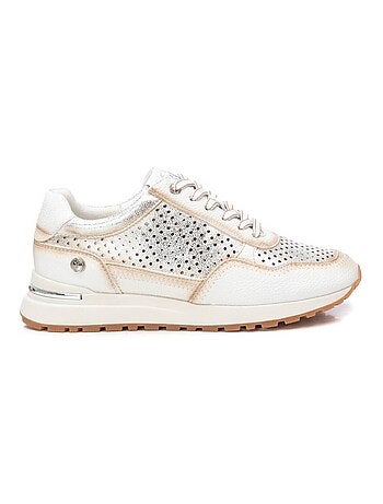 Baskets sport femme à lacets