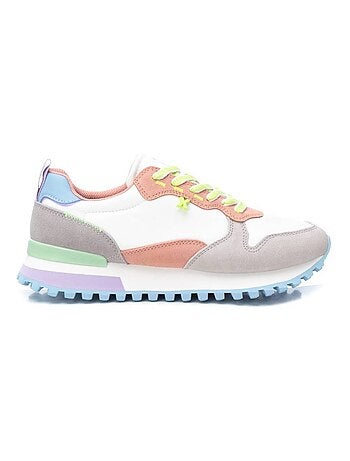 Baskets sport femme à lacets