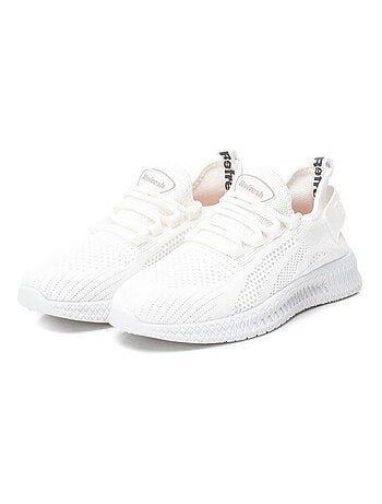 Baskets sport femme à lacets