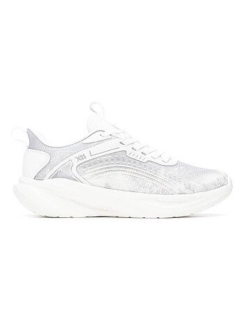 Baskets sport femme à lacets