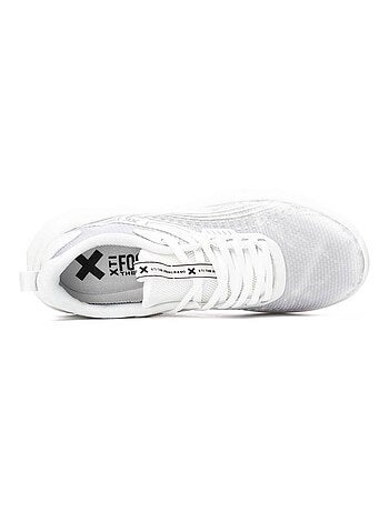 Baskets sport femme à lacets