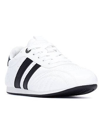 Baskets sport femme à lacets
