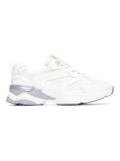 Baskets sport femme à lacets - Kiabi Baskets sport femme à lacets - Kiabi