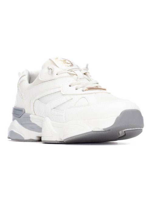 Baskets sport femme à lacets - Kiabi Baskets sport femme à lacets - Kiabi
