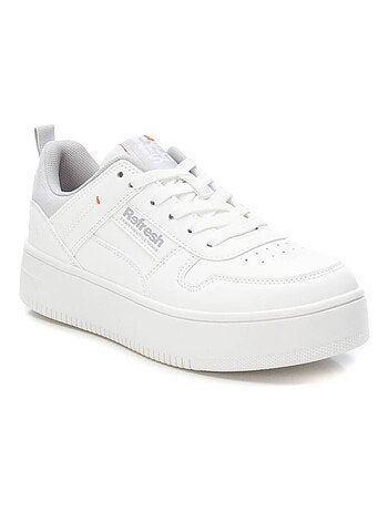 Baskets sport femme à lacets